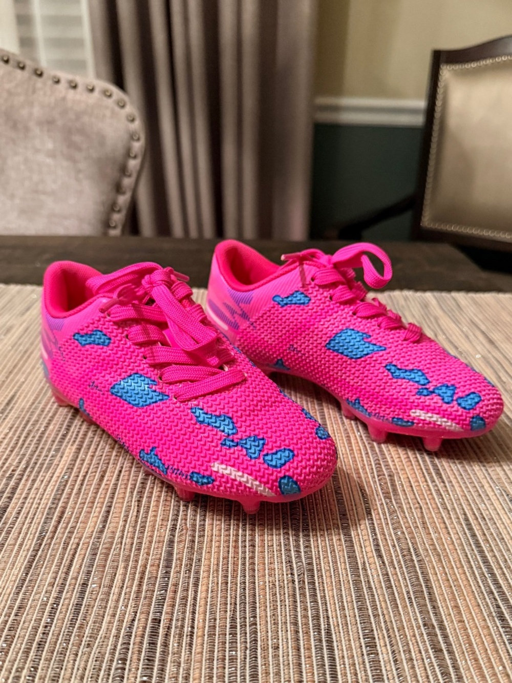 Dream Pairs Hot Pink Blue Soccer Cleats Girls Youth Size 1